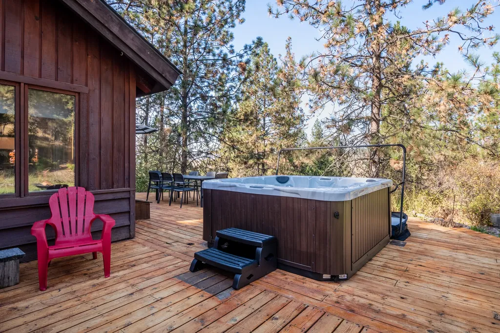 38712 Saint Marys Lake Road St Ignatius MT 59865