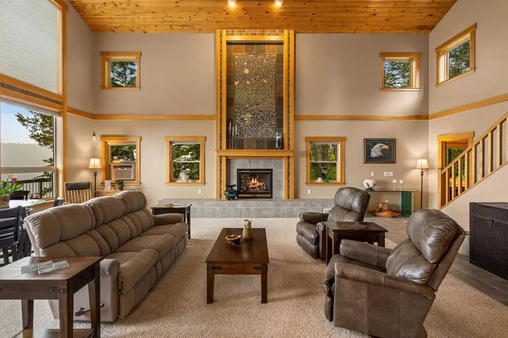 28152 White Swan Lane Polson MT 59860