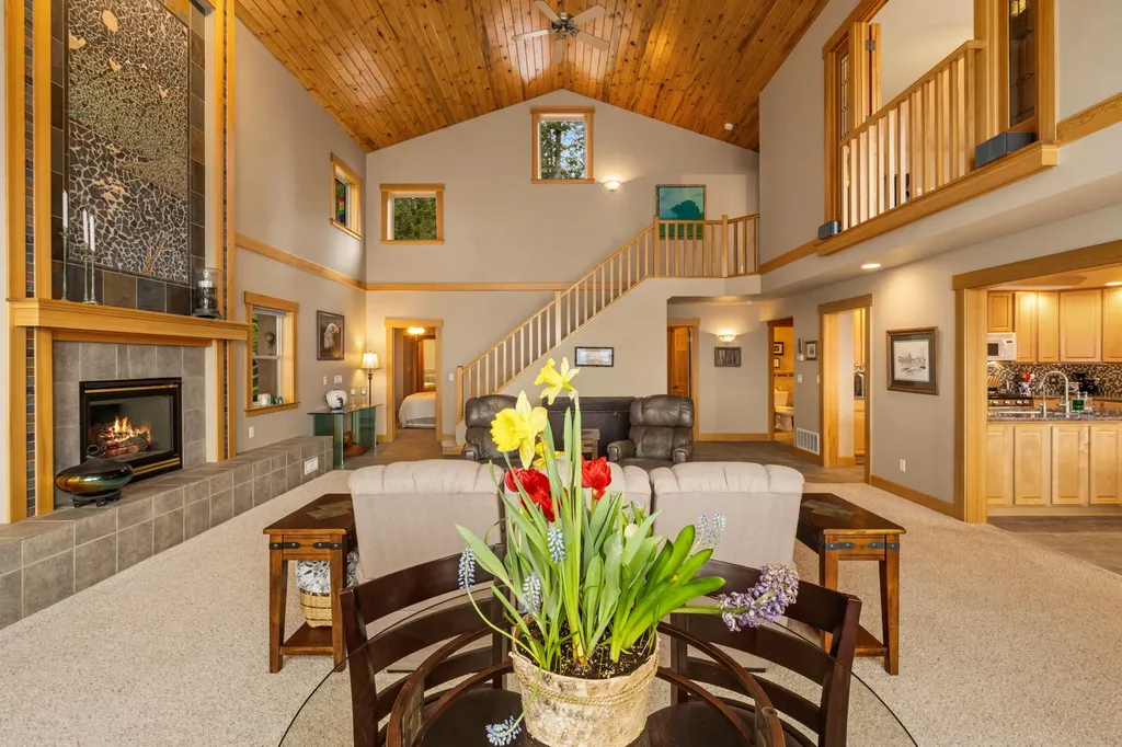 28152 White Swan Lane Polson MT 59860