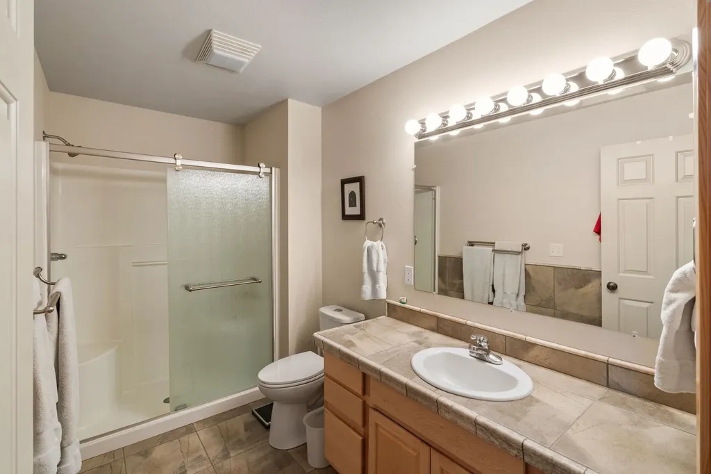 28152 White Swan Lane Polson MT 59860