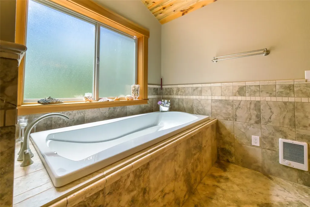 28152 White Swan Lane Polson MT 59860