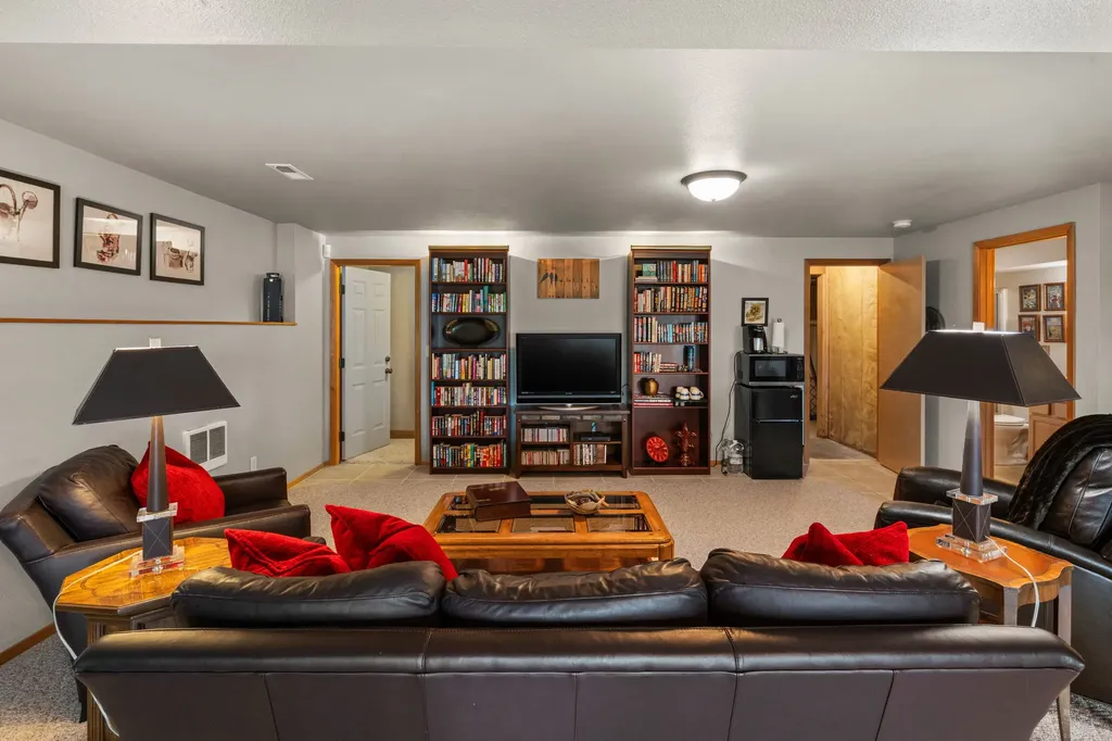 28152 White Swan Lane Polson MT 59860