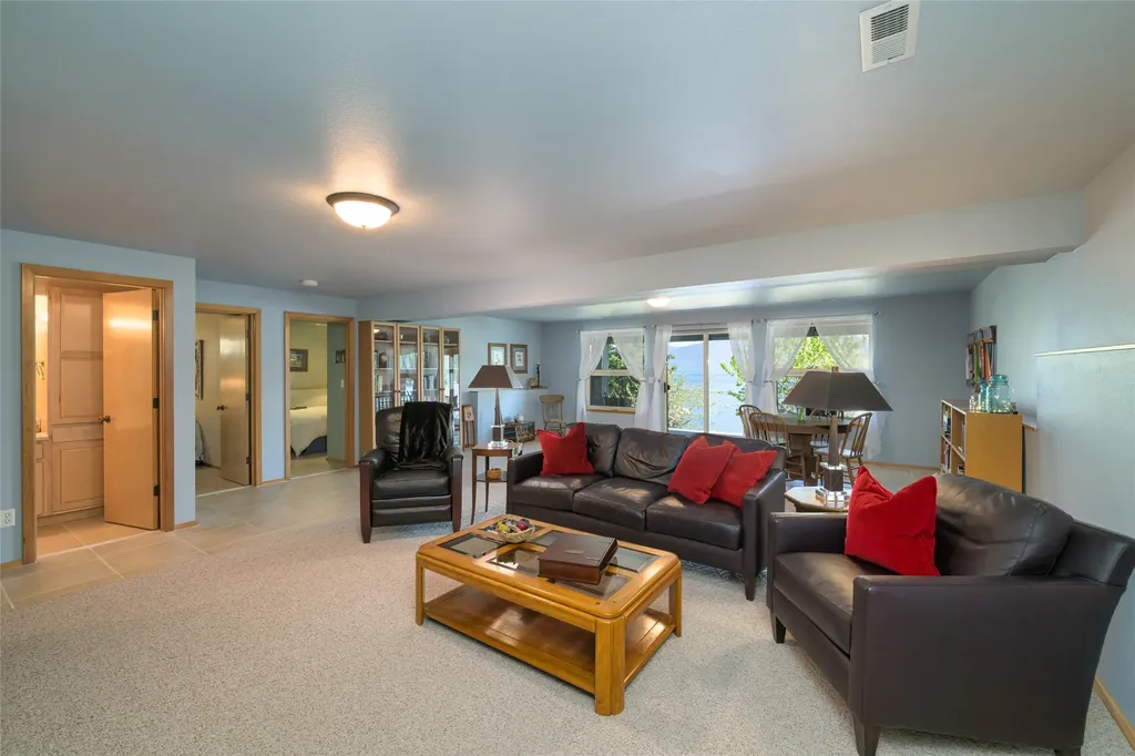 28152 White Swan Lane Polson MT 59860
