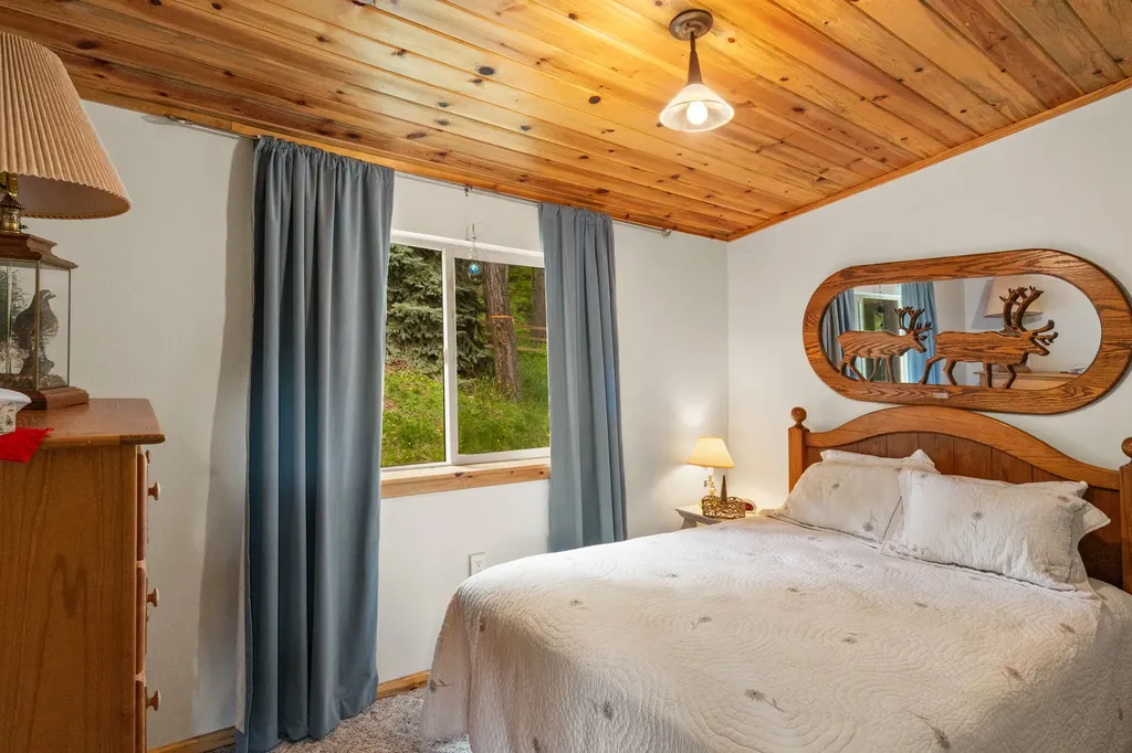 28152 White Swan Lane Polson MT 59860