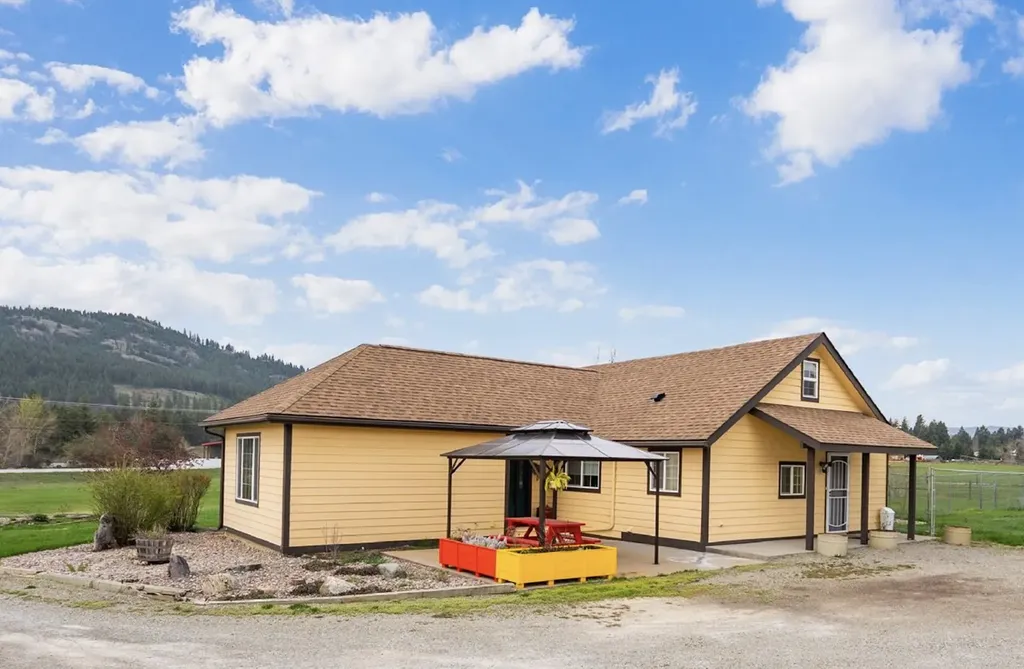2149 Us Highway 2 W Kalispell MT 59901