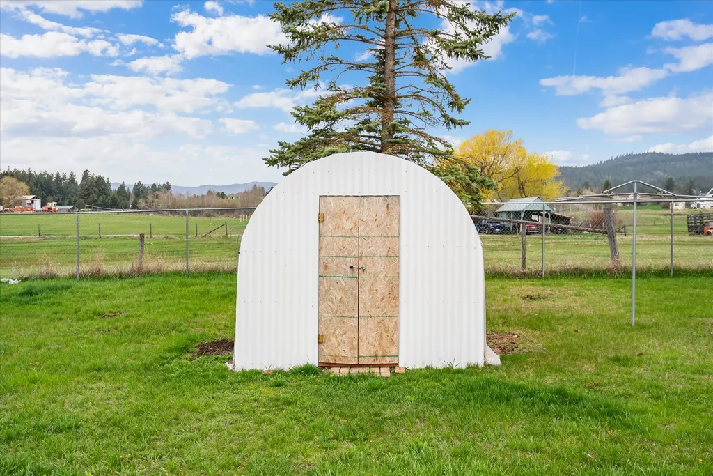 2149 Us Highway 2 W Kalispell MT 59901