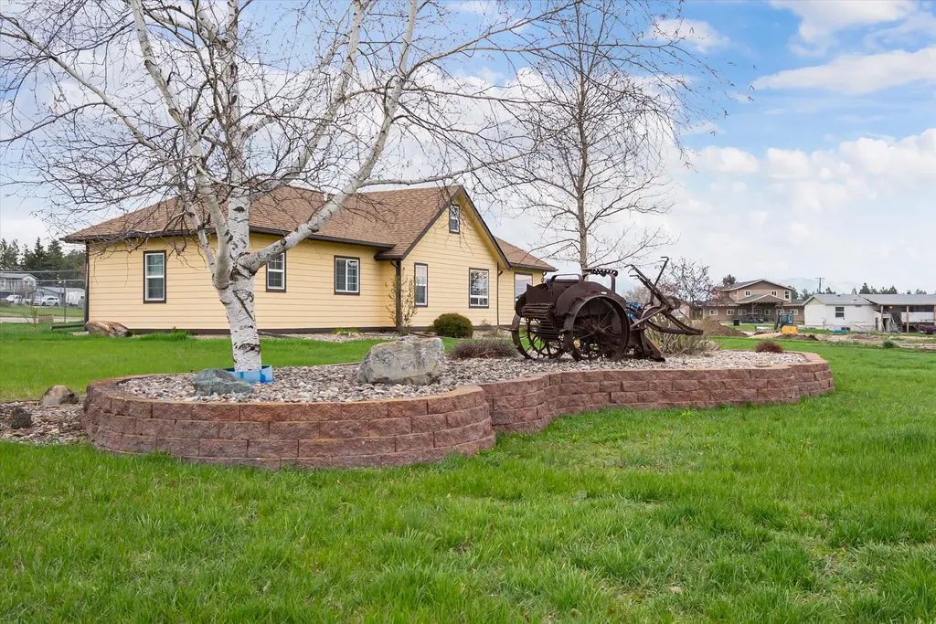 2149 Us Highway 2 W Kalispell MT 59901