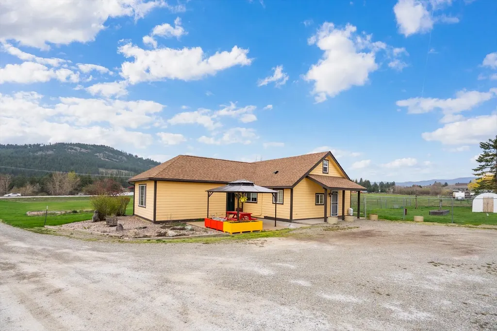 2149 Us Highway 2 W Kalispell MT 59901