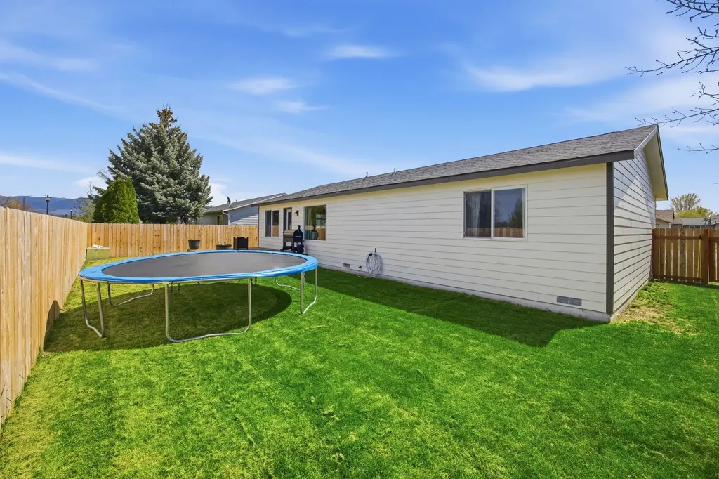 106 Harry Court Hamilton MT 59840