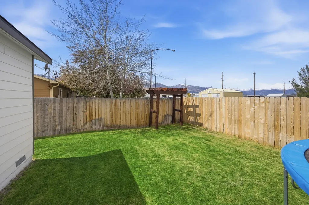 106 Harry Court Hamilton MT 59840