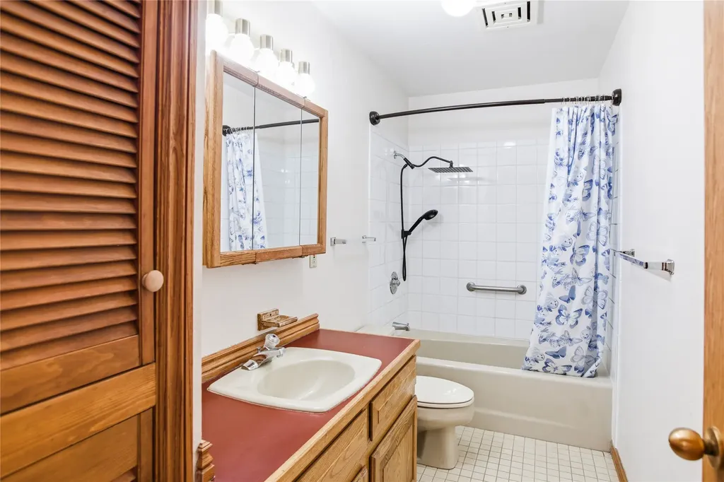 1035 Cedarwood Drive Helena MT 59601