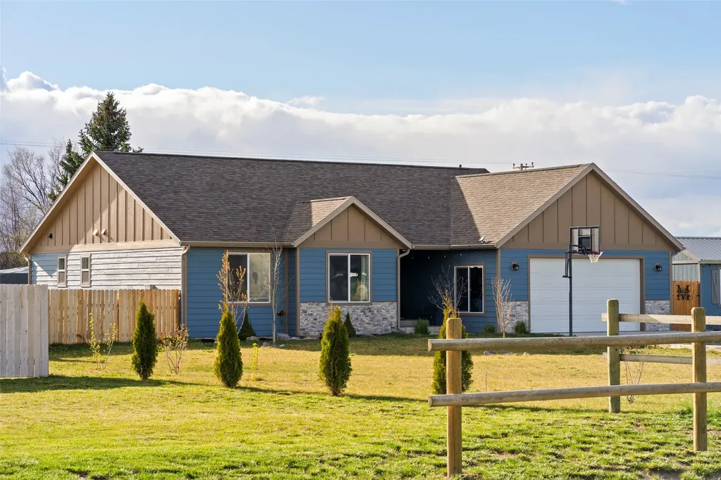 2 Sharon Loop Townsend MT 59644