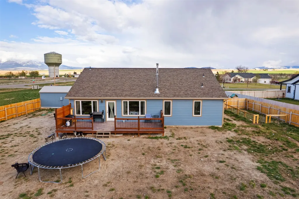 2 Sharon Loop Townsend MT 59644