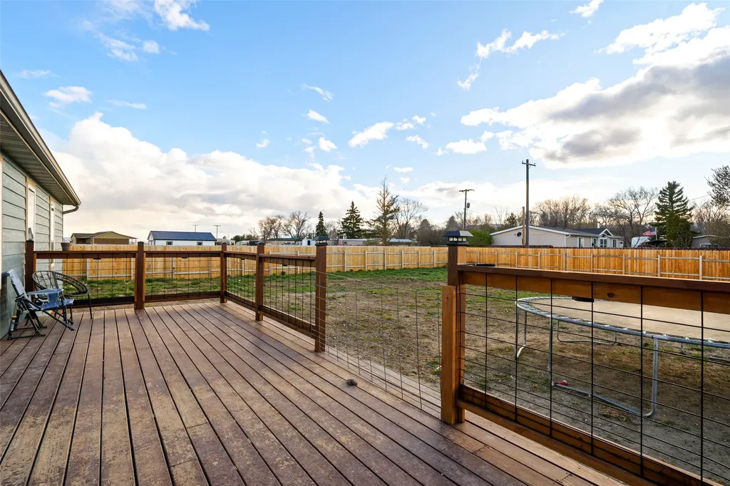 2 Sharon Loop Townsend MT 59644