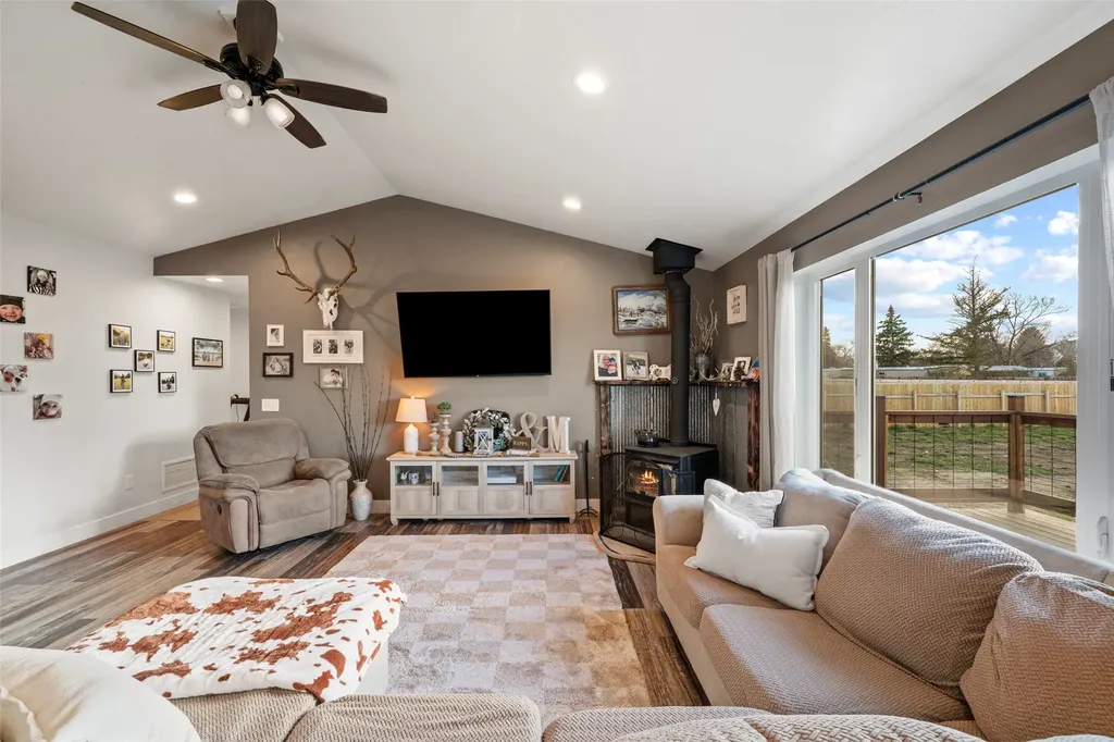 2 Sharon Loop Townsend MT 59644