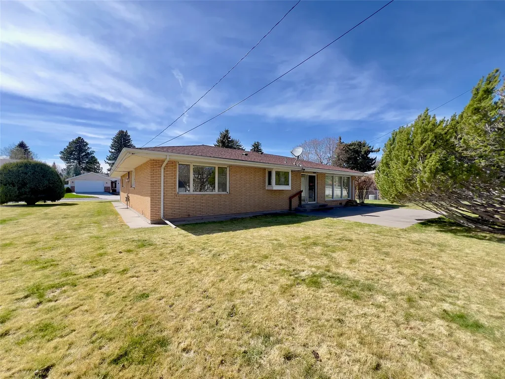 1817 Beech Drive Great Falls MT 59404