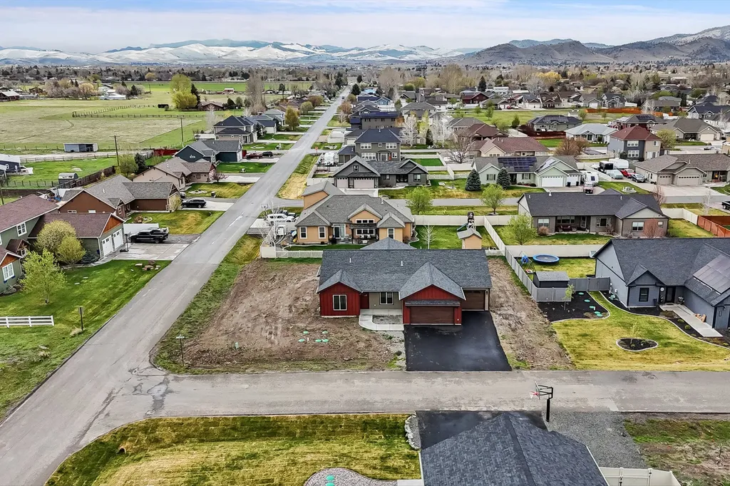 3814 Lovegrass Lane Helena MT 59602