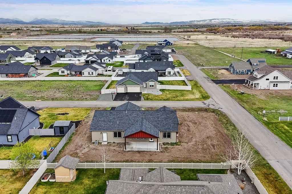 3814 Lovegrass Lane Helena MT 59602