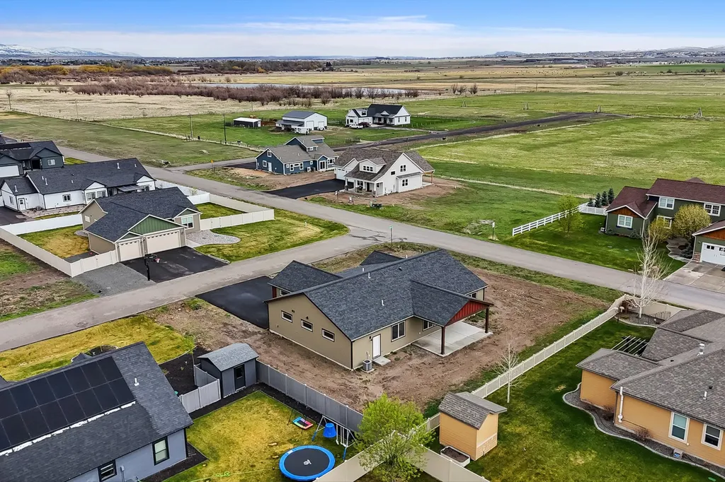 3814 Lovegrass Lane Helena MT 59602