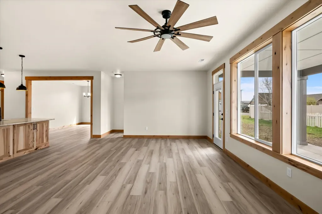 3814 Lovegrass Lane Helena MT 59602