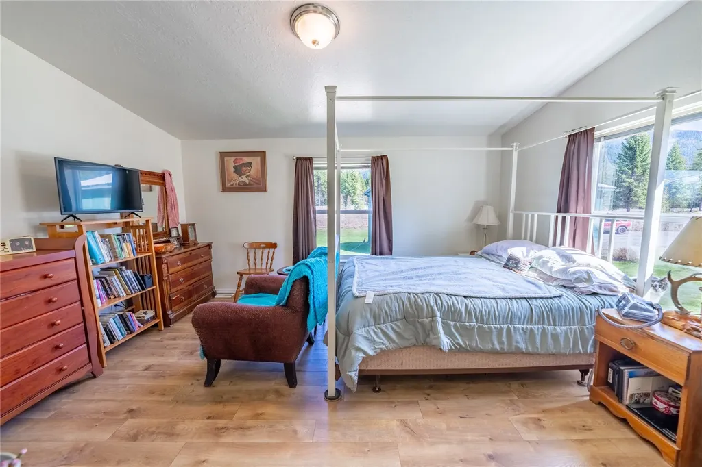 508 Chase Cutoff Road Troy MT 59935