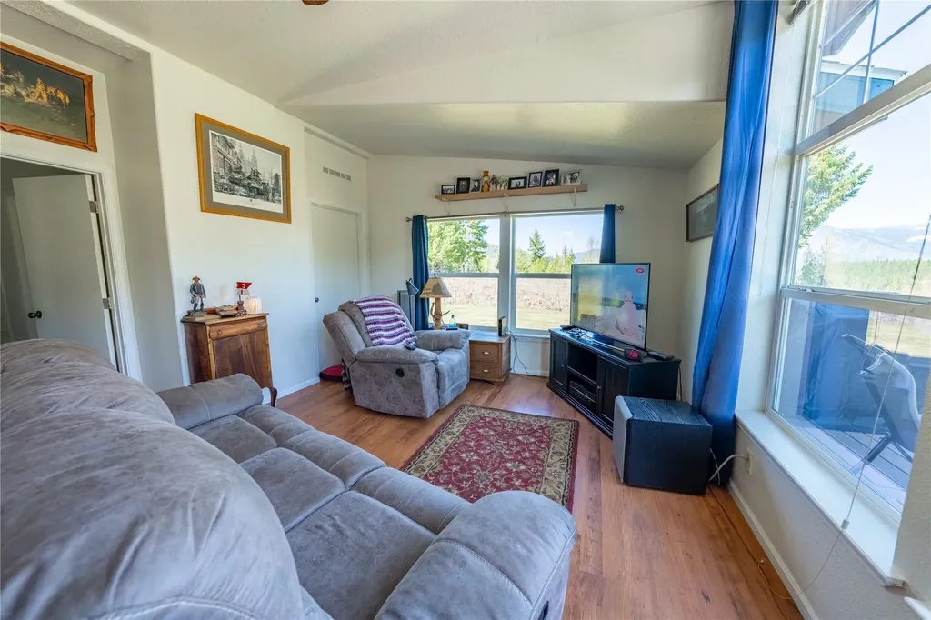 508 Chase Cutoff Road Troy MT 59935