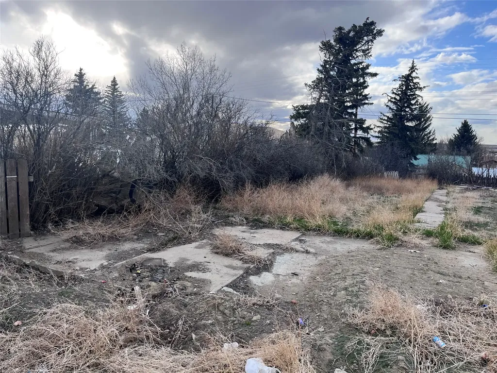 222 3rd Avenue SW Cut Bank MT 59427