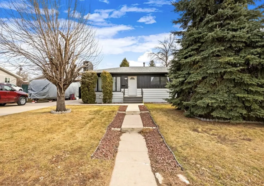 736 Skyline Drive NE Great Falls MT 59404