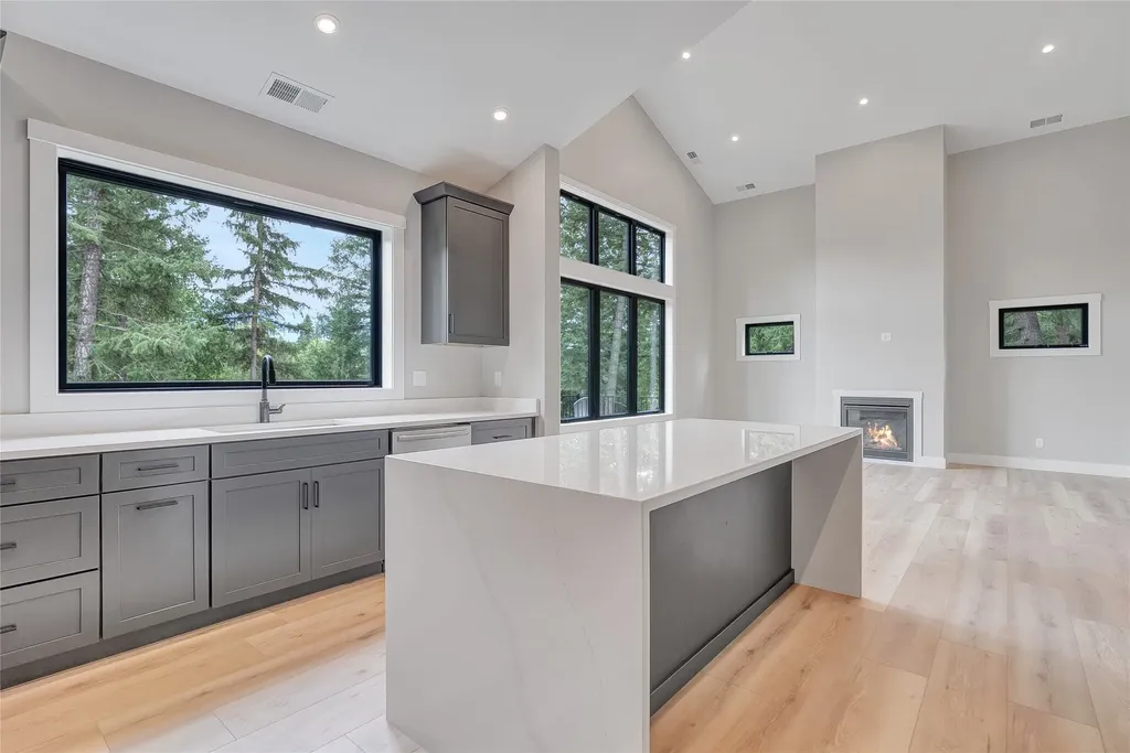 277 Gleneagles Trail Columbia Falls MT 59912