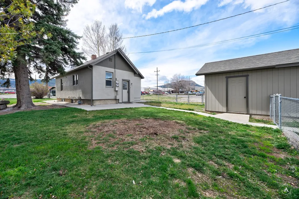 1236 Phoenix Avenue Helena MT 59601