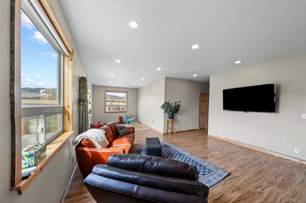 12 Bugle Court Winston MT 59647