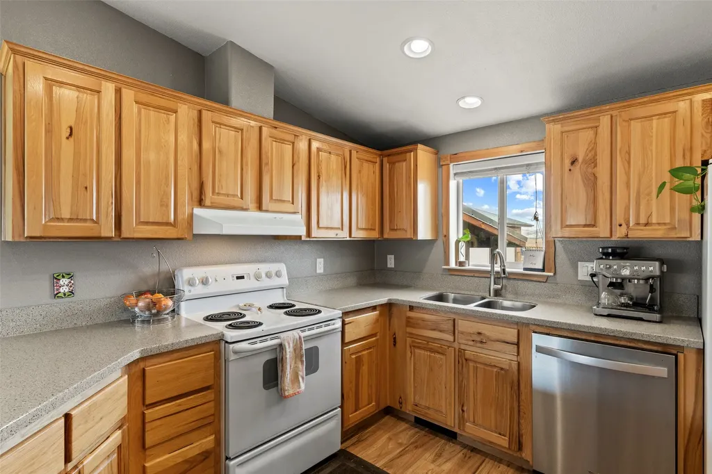 12 Bugle Court Winston MT 59647
