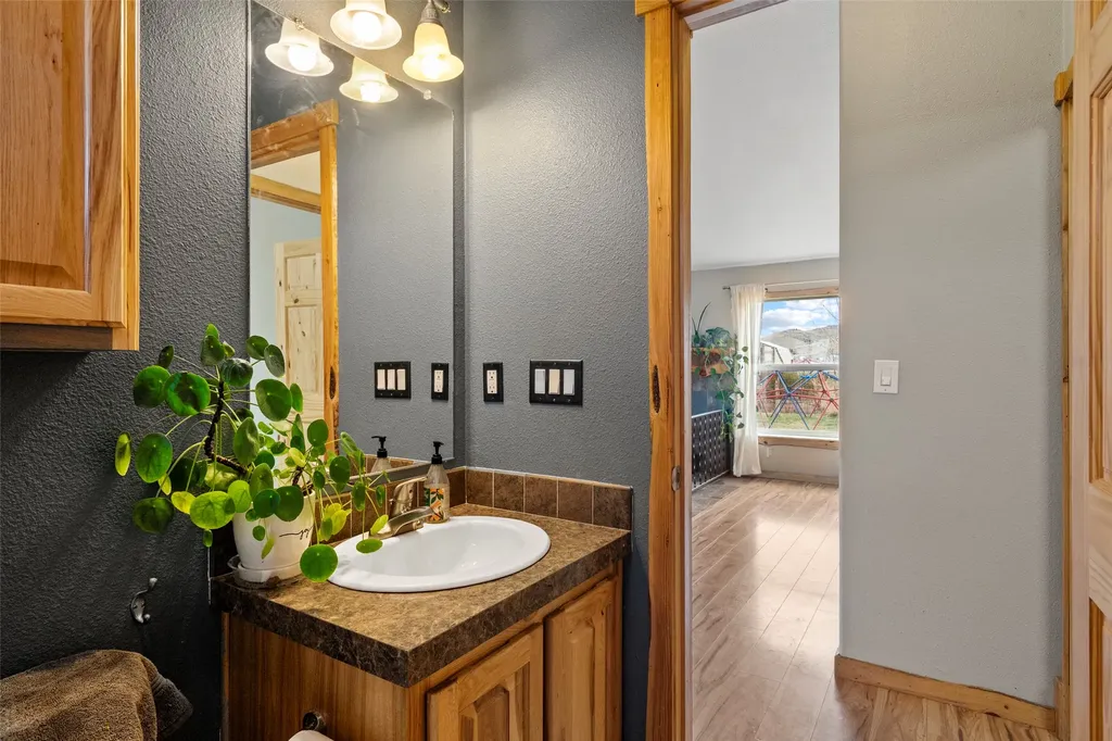 12 Bugle Court Winston MT 59647