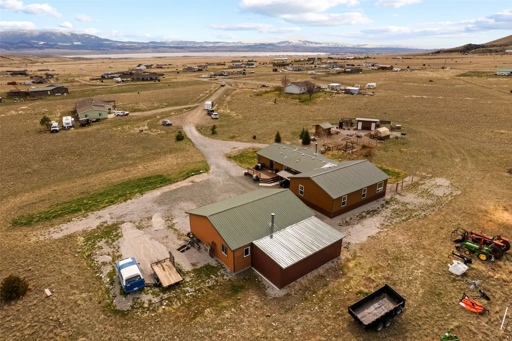 12 Bugle Court Winston MT 59647