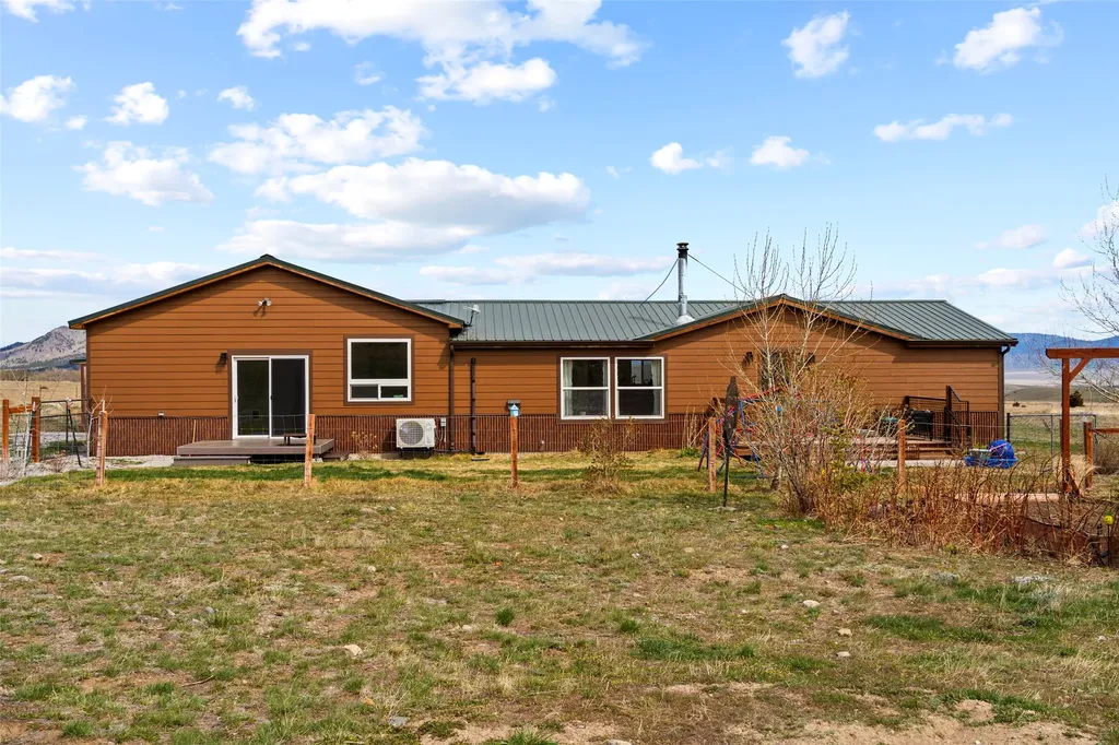 12 Bugle Court Winston MT 59647