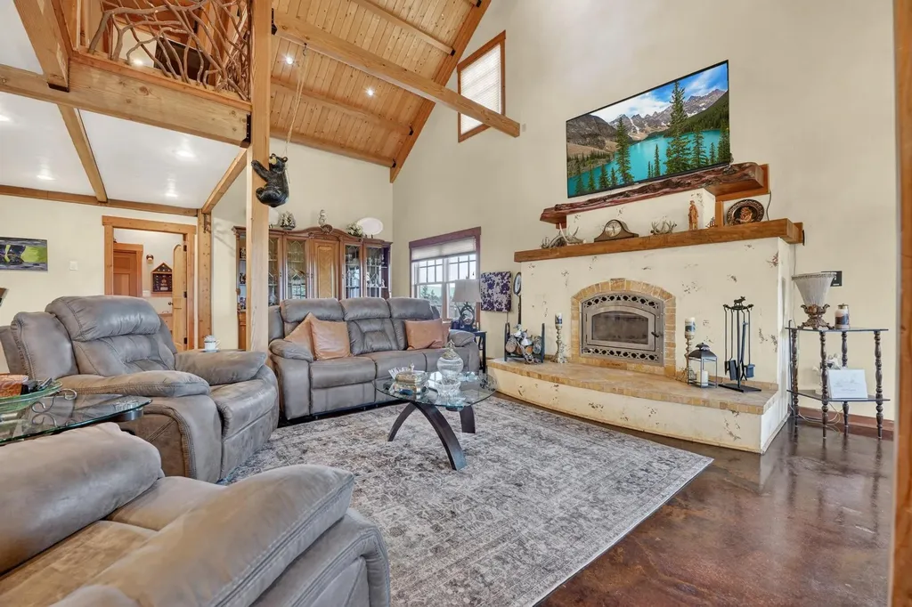 395 Wild West Drive Eureka MT 59917