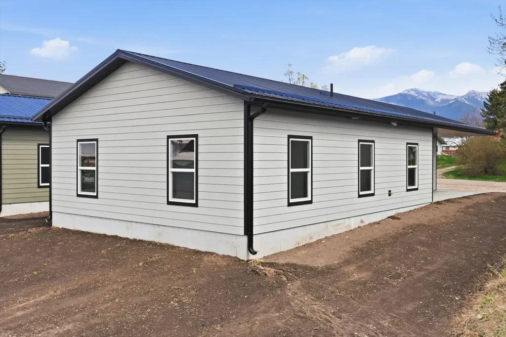213 1st Avenue SE Ronan MT 59864
