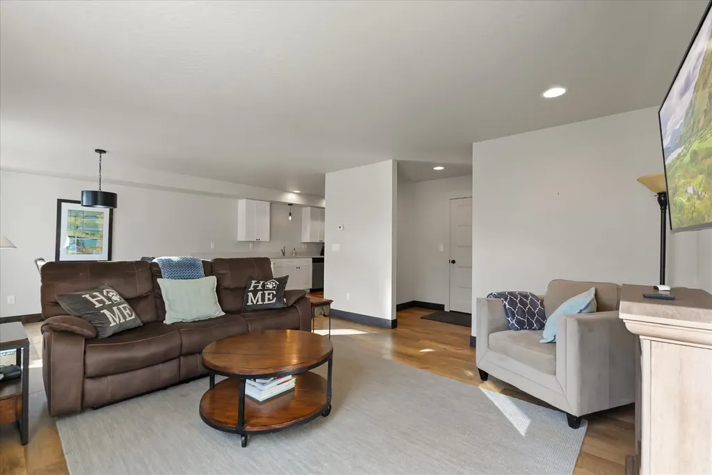 823 Lake Francis Drive Kalispell MT 59901