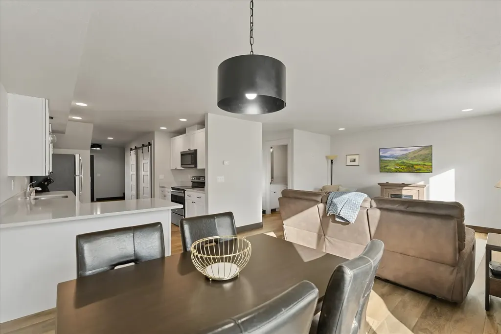 823 Lake Francis Drive Kalispell MT 59901