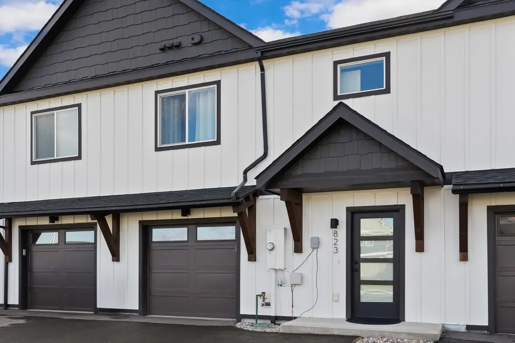 823 Lake Francis Drive Kalispell MT 59901