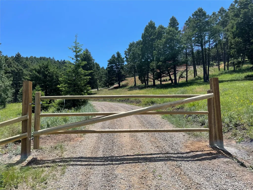 94 Wildlife Way Jefferson City MT 59638