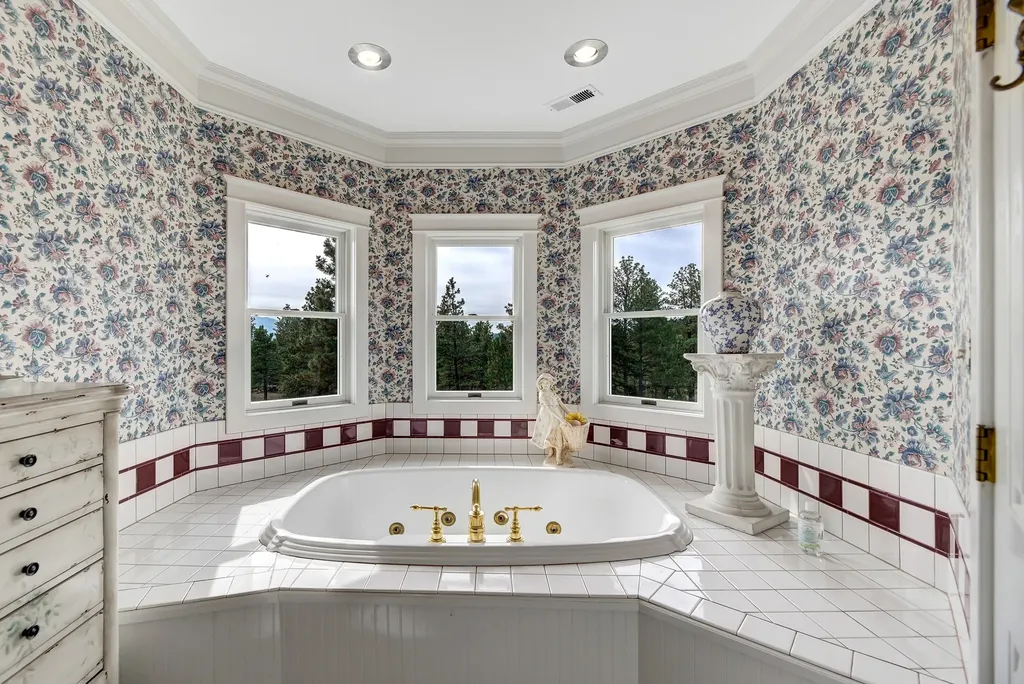 120 Forest Park Drive Clancy MT 59634