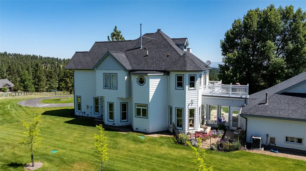 120 Forest Park Drive Clancy MT 59634