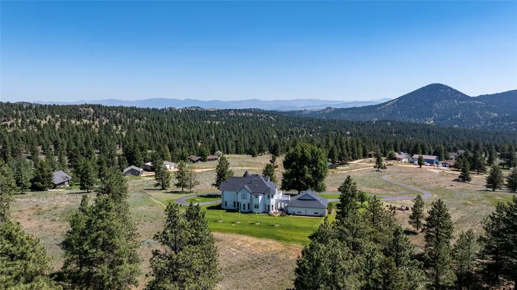 120 Forest Park Drive Clancy MT 59634
