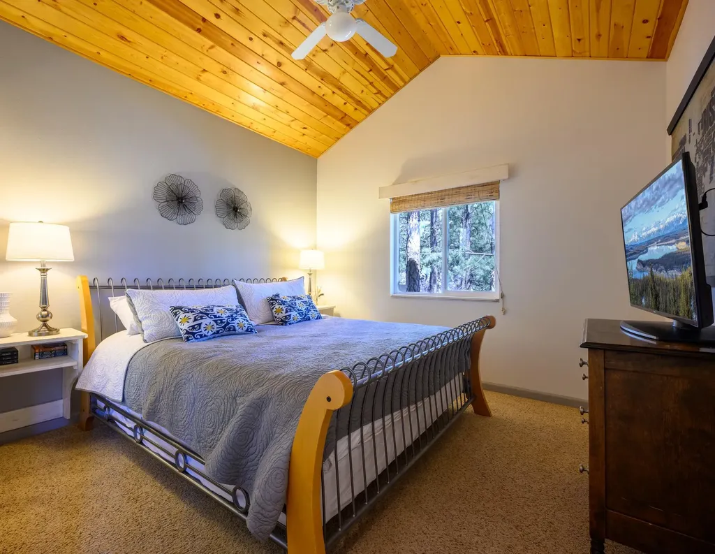 2874 Sophie Lake Road Eureka MT 59917