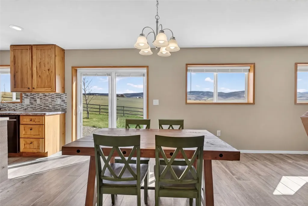 10 Lester Lane Cardwell MT 59721