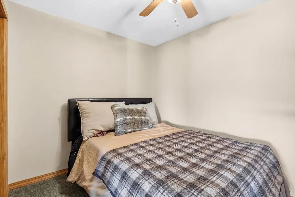 10 Lester Lane Cardwell MT 59721