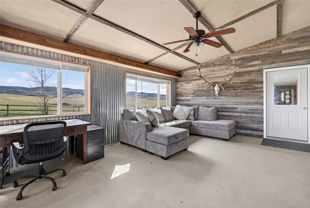 10 Lester Lane Cardwell MT 59721