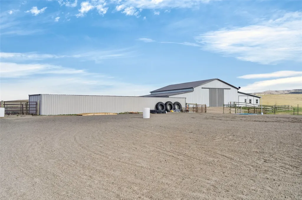 10 Lester Lane Cardwell MT 59721
