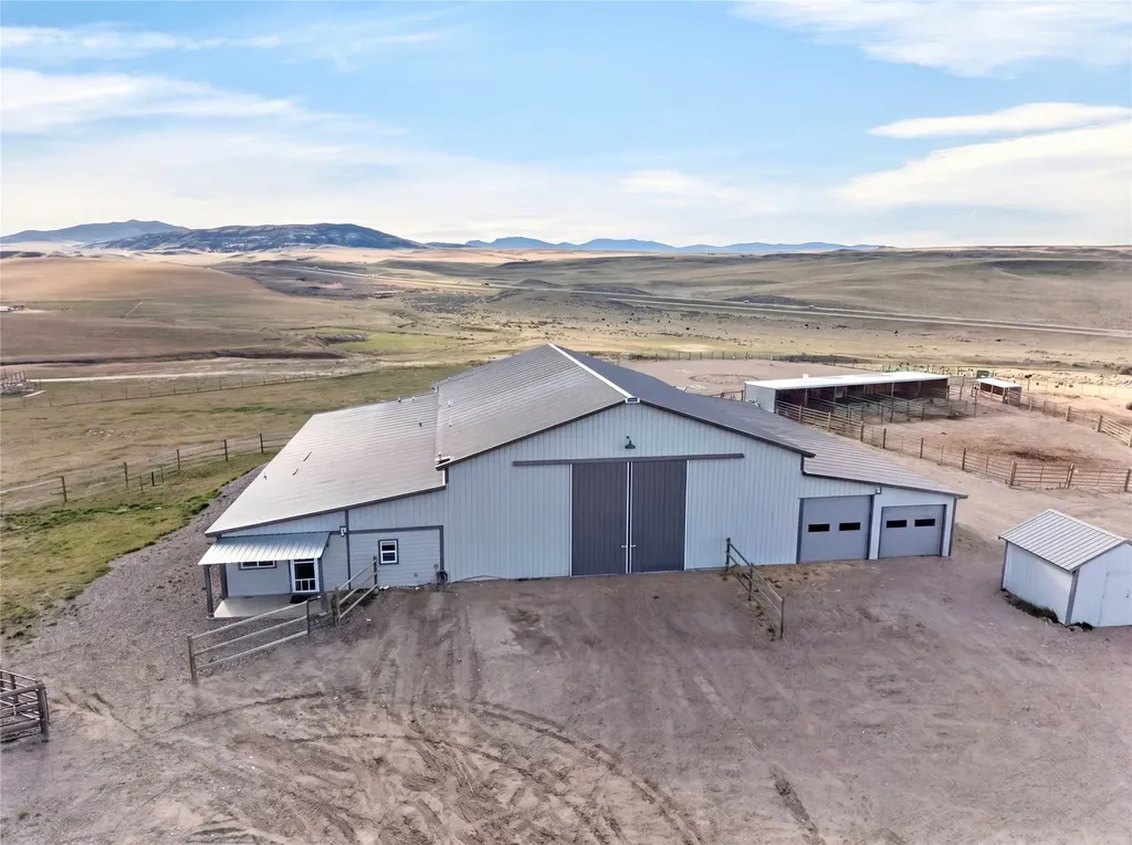 10 Lester Lane Cardwell MT 59721